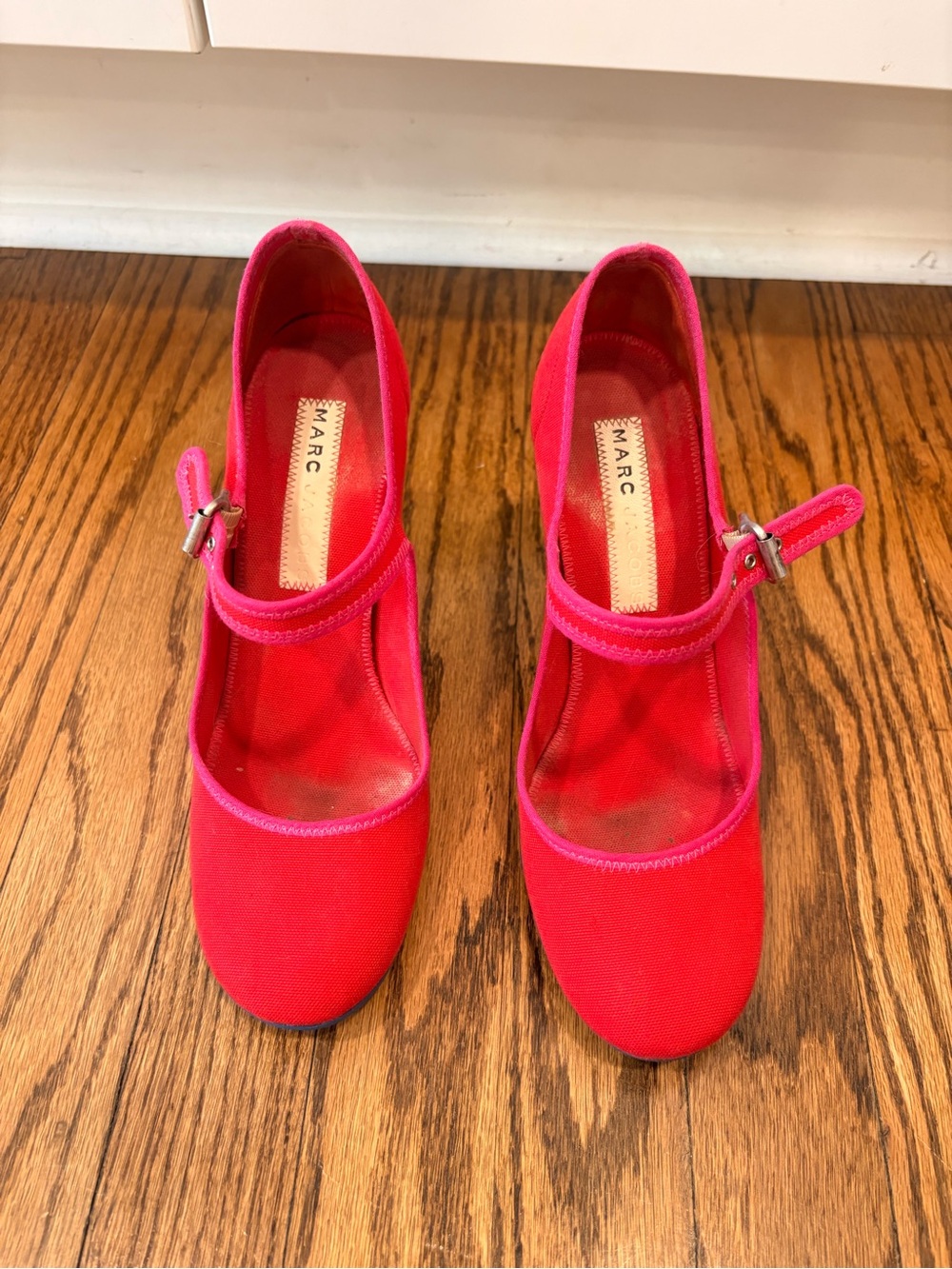 ❤️Marc Jacobs Red Mary Jane Canvas Heels💙 - Picture 4 of 10